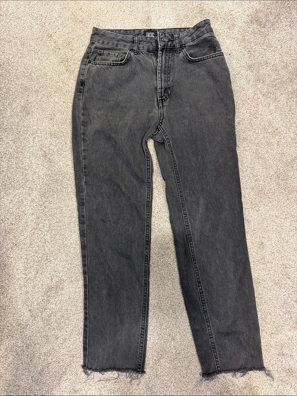 BDG MOM High Rise grey black denim